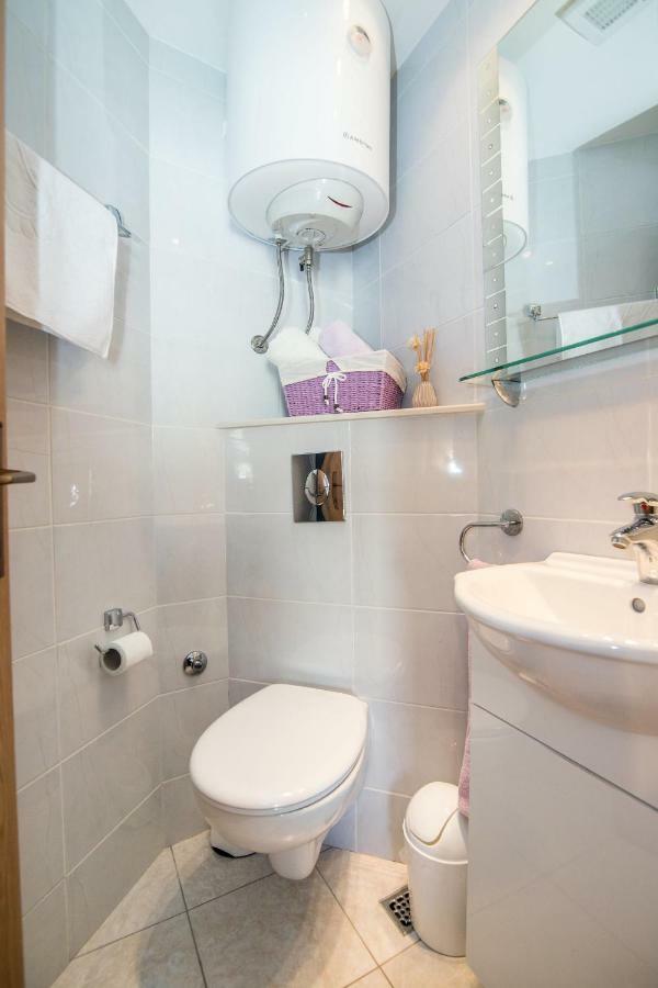 Apartments Matko Подгора Екстер'єр фото