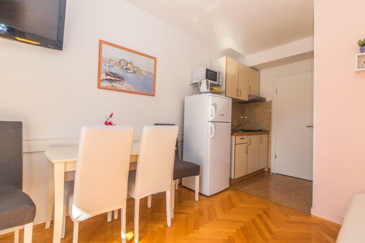 Apartments Matko Подгора Екстер'єр фото