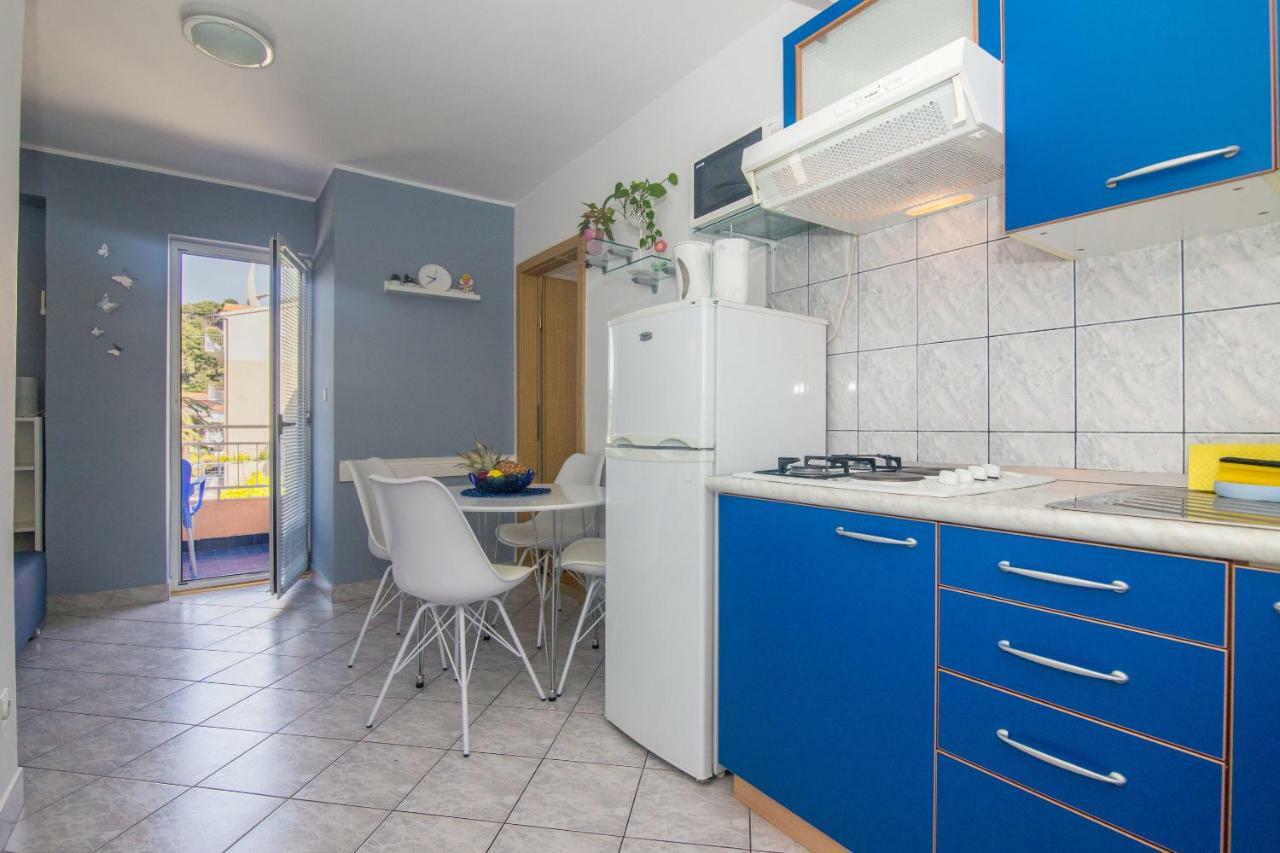 Apartments Matko Подгора Екстер'єр фото